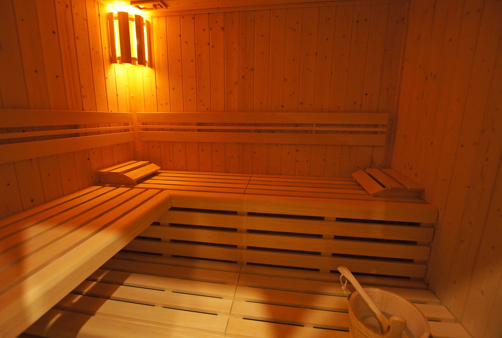 sauna.JPG