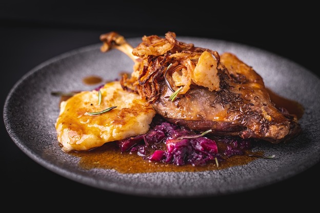 roast-goose-3790417_1280 (1).jpg